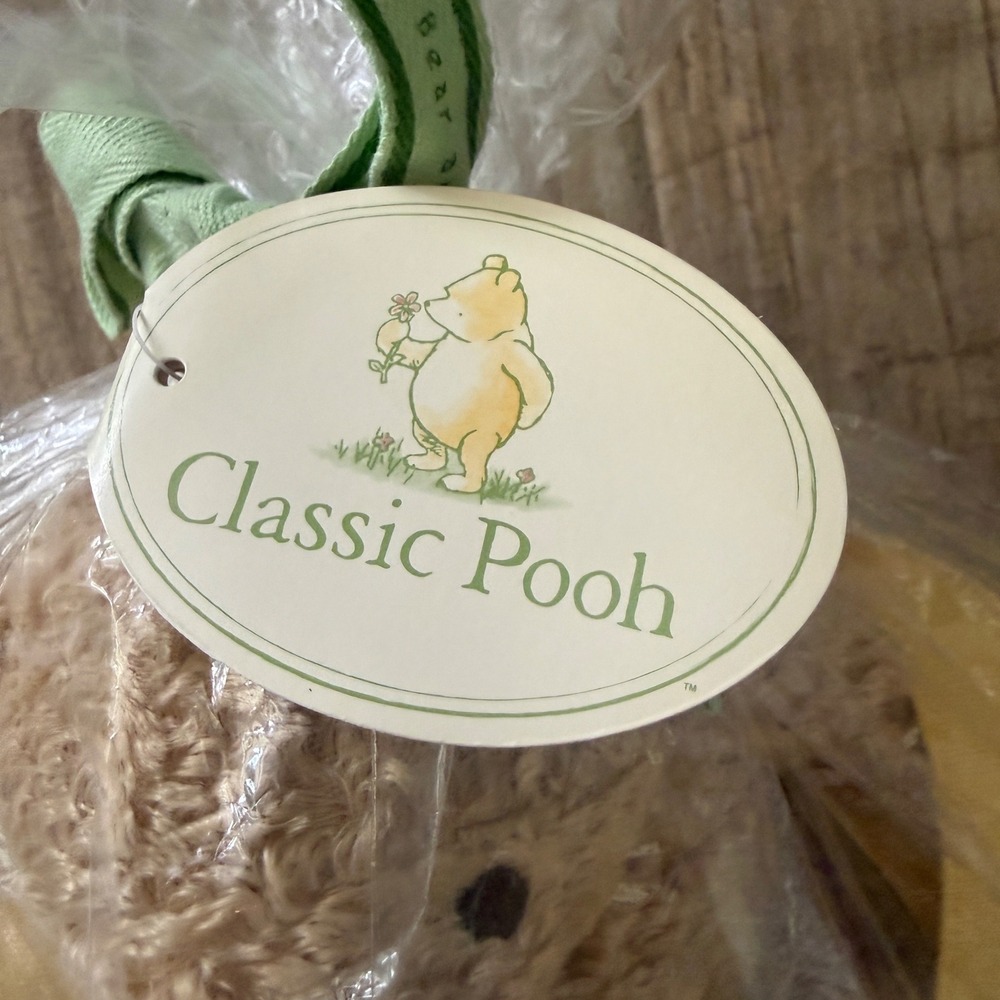 Classic Pooh 4 Piece Canvas Gift Set Tote Fleece Blanket Plush Toy Pacifier Clip - Picture 7 of 11